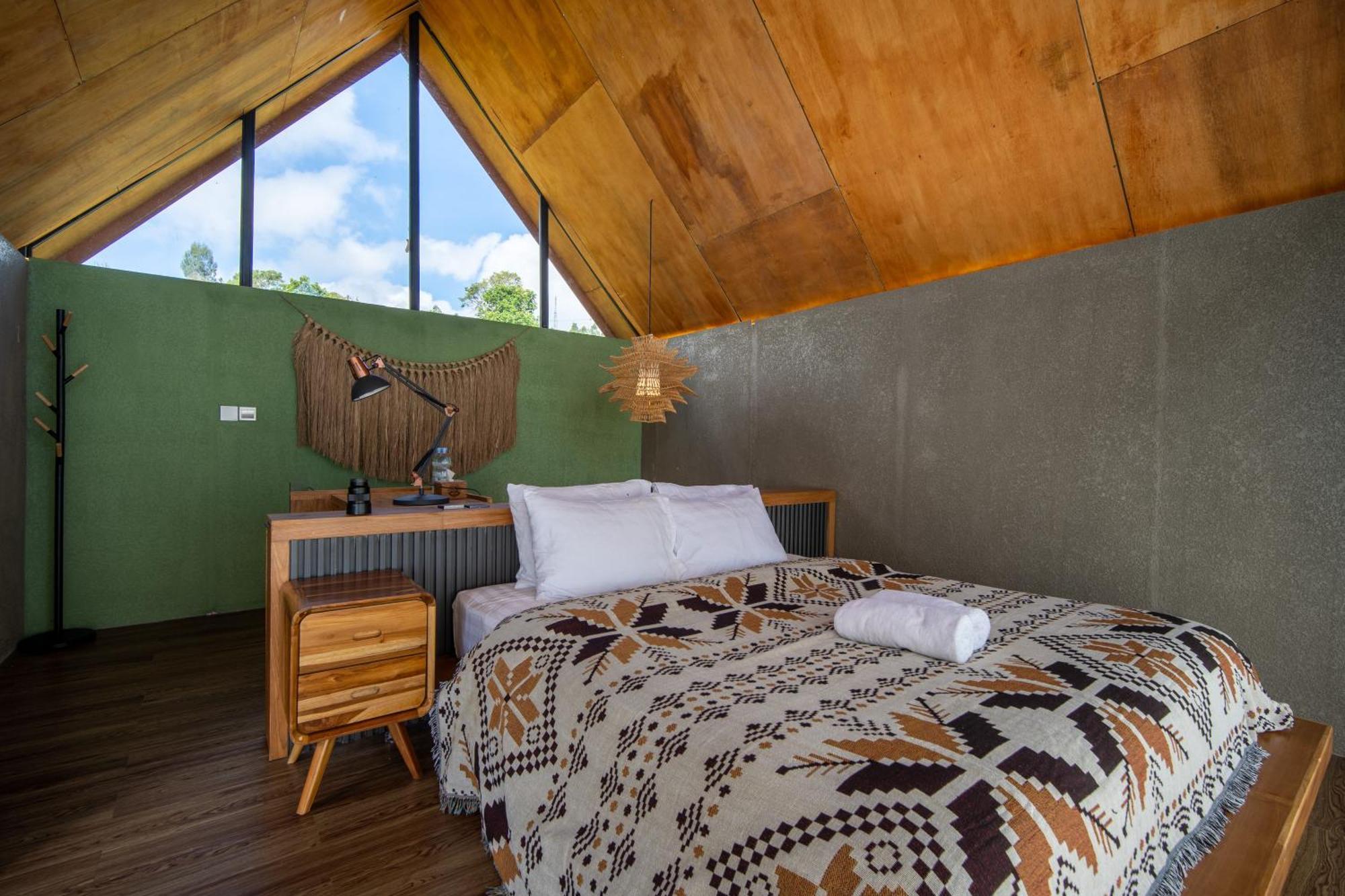 Black Wood Cabin Kintamani Exterior foto