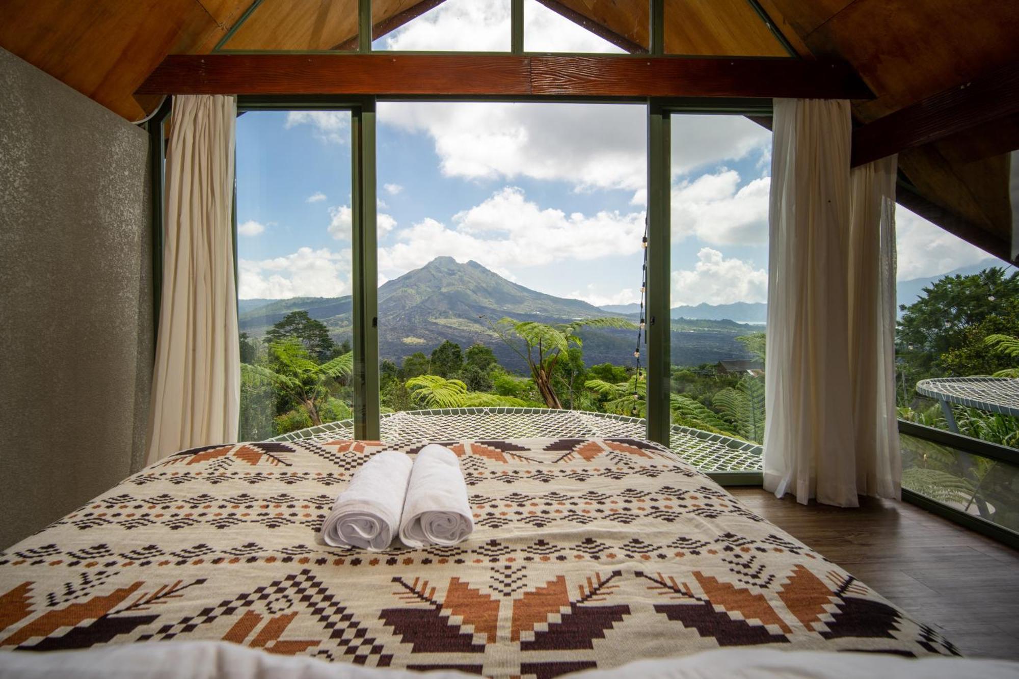 Black Wood Cabin Kintamani Exterior foto
